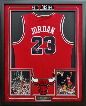 MICHAEL JORDAN AUTOGRAPHED HAND SIGNED AND CUSTOM FRAMED RED CHICAGO BULLS JERSEY