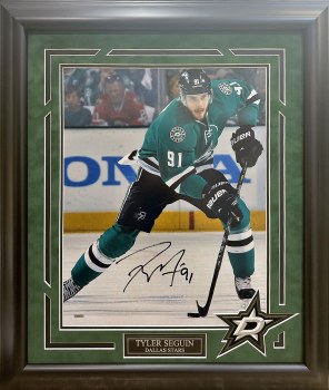 TYLER SEGUIN AUTOGRAPHED HAND SIGNED DALLAS STARS CUSTOM FRAMED 16X20 PHOTO