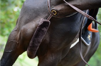 Kentucky Breastplate Sheepskin Cover (Brown)