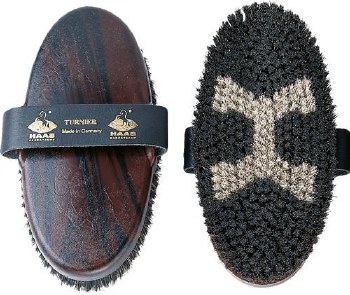 Turnier Brush