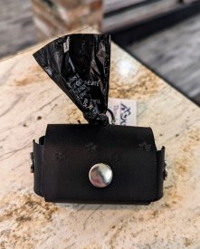 Hand crafted leather doggie doo doo bag case - Black