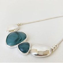 Caracol 1493-TRQ Necklace with Metal and Resin