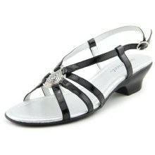 Easy Street Tripoly Sandal 7M Black