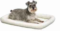 Midwest Quiet Time Sheepskin Pet Bed, White, 30x21