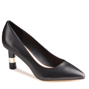 Moss-E Black Leather 5.5