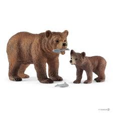 Grizzly Bear Mother w/cub