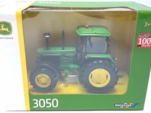 42902 J/D 3050 TRACTOR