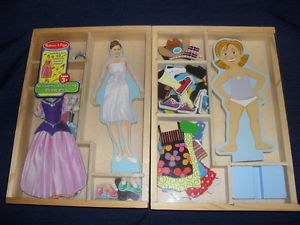 MAGNETIC PRINCES DRESS UP DOLL