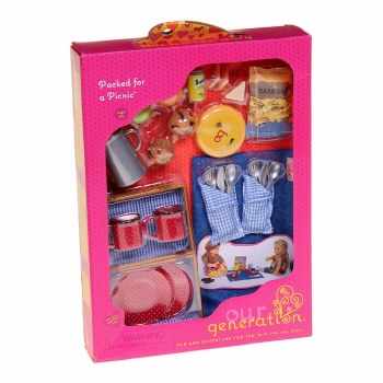 OUR GEN PACKED FOR A PICNIC