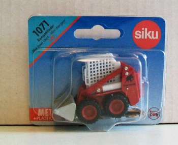 1071 SIKU SKID STEER LOADER