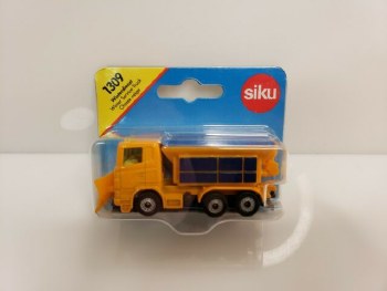 1309 SIKU WINTER SERVICE TRUCK