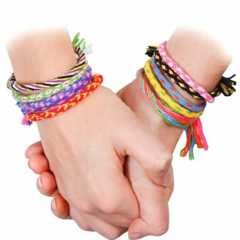 MAKE YOUR OWN FRIENDSHIP BRACE