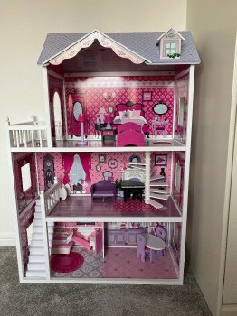 ISABELLA'S DOLL HOUSE 10PCS