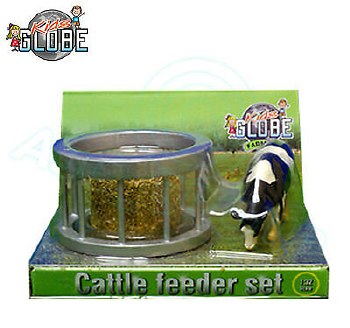 FEEDER RING W/ROUND BALE &amp; COW