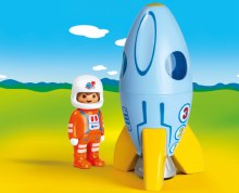 70186 PM ASTRONAUT WITH ROCKET