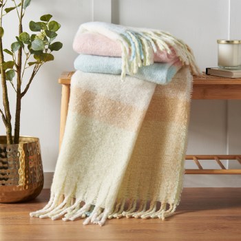 Faux Mohair Check Pastel Throw