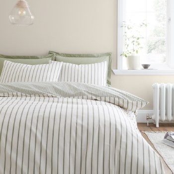 Hampton Stripe Green Superking Duvet