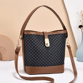 Gessy Handbag Lattice Black