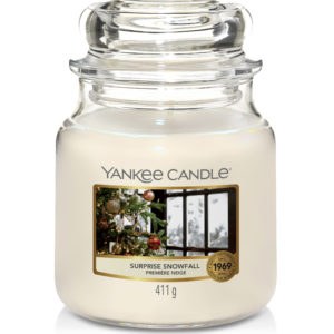 Yankee Candle Medium Jar Snowfall Suprise