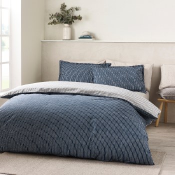 Oxford Pinstripe Navy King Duvet