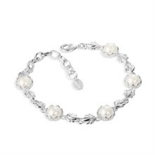 Newbridge Silverware Bracelet Pearl Leaf Link