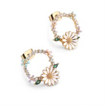 Newbridge Silverware Earrings Gold Daisy