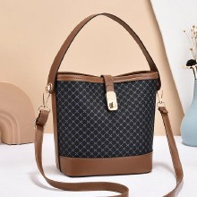 Gessy Handbag Lattice Black