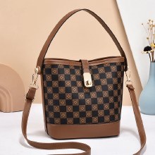 Gessy Handbag Lattice Coffee 311