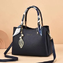Gessy Handbag T7728 Navy with Scarf