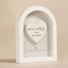 Amore Married Plaque Arch 18cm