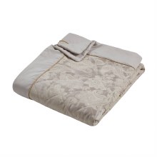 Opulent Jacquard Bedspread Champagne