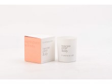 Tipperary Crystal Signature Candle Tuscan Pear & Lily