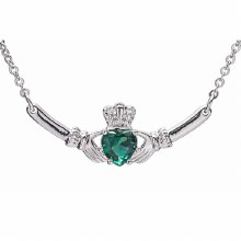 Newgrange Living Silver Claddagh Pendant Green