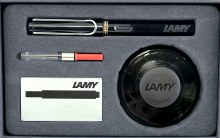 Lamy Safari Fountain Pen Gift Set, Fine, Shiny Black