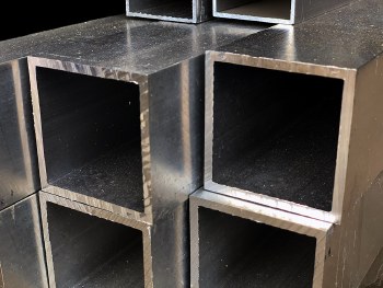 SQUARE TUBE 1-1/2" x  1-1/2" x 1/8" x 24'