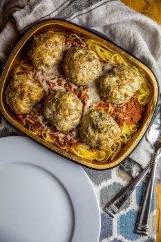 Meatballs with Marinara