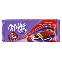 Milka Chocolate Strawberry Yogurt 3.5oz