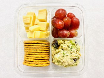 Phoenicia Snack Box Pesto Chicken