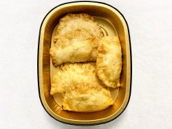 Phoenicia Chicken Spinach Empanadas 5 pc