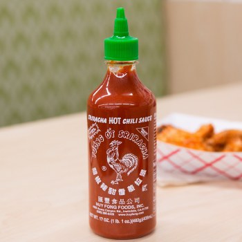 Sriracha Hot Chilli Sauce 483g