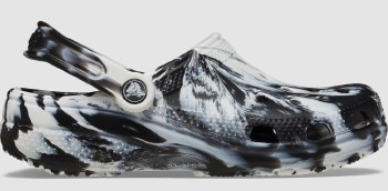 CROCS ADULT CLASSIC MARBLED CLOG B/W M8/W10