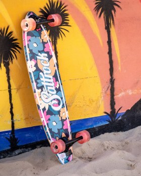 SR HOLIDAZE LONGBOARD SKATEBOARD