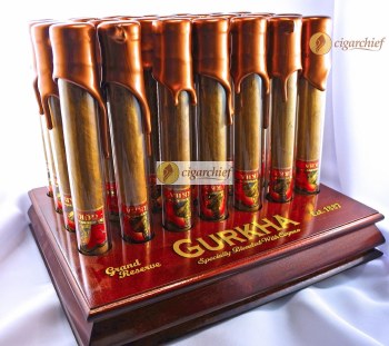 Gurkha Grand Res Robusto Nat