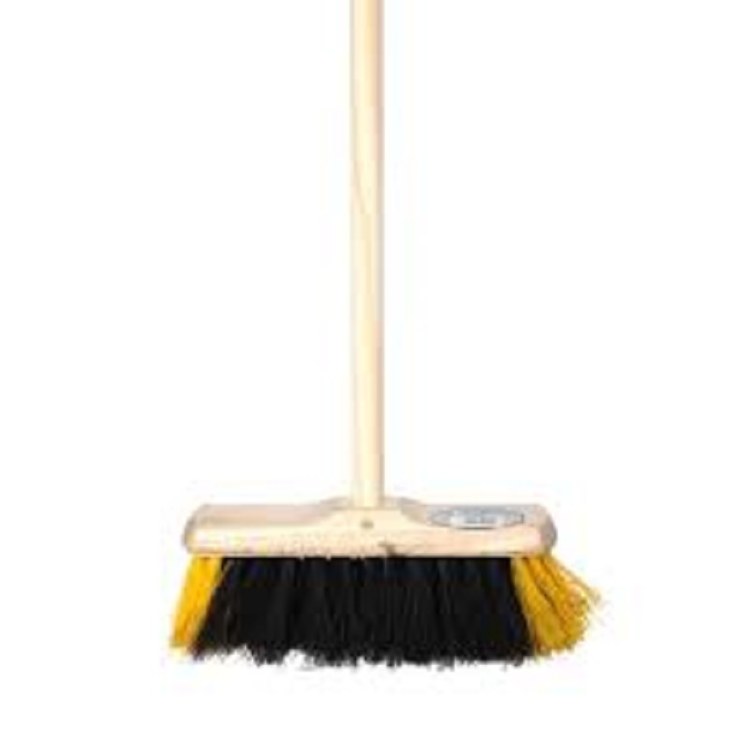 11&quot; BLACK &amp; WHITE SWEEP BRUSH WITH HANDLE