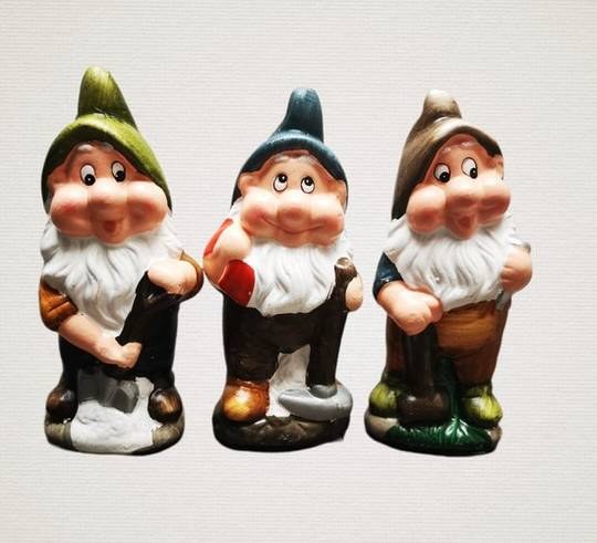 GARDEN DWARFS 20CM  - ASSORTED
