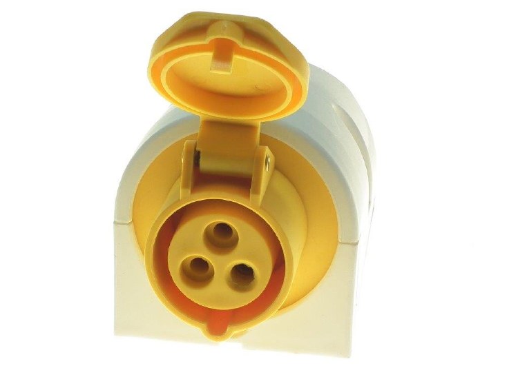 POWERMASTER 16AMP 110V 2 PIN+E YELLOW SOCKET