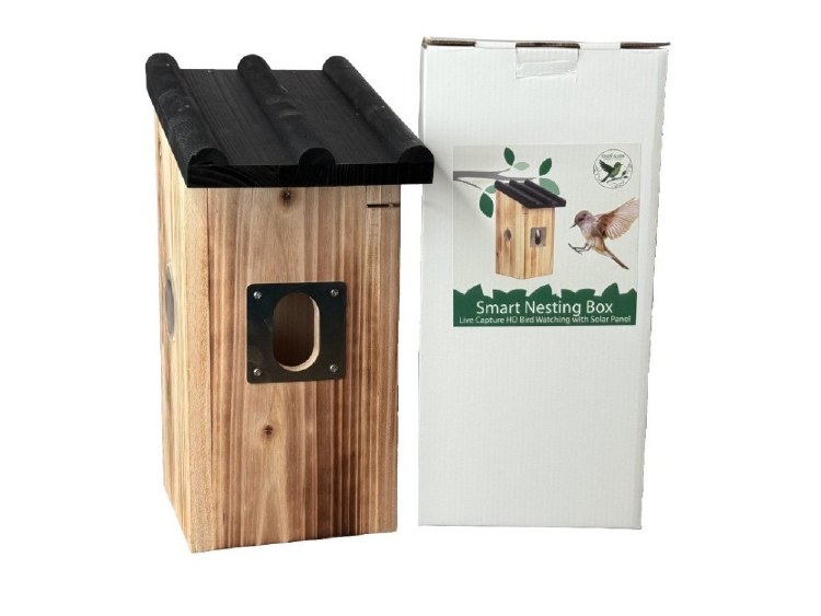 SMART NESTING BOX WITH SOLAR