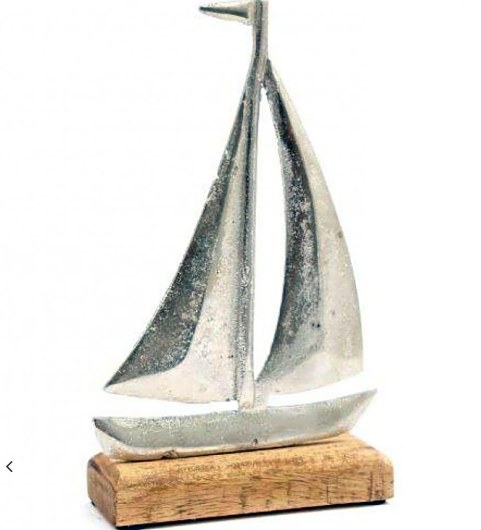 BOAT ON WOODEN BASE