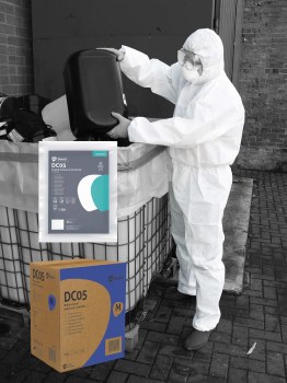 LARGE DISPOSABLE COVERALL WITH HOOD