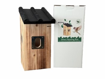SMART NESTING BOX WITH SOLAR